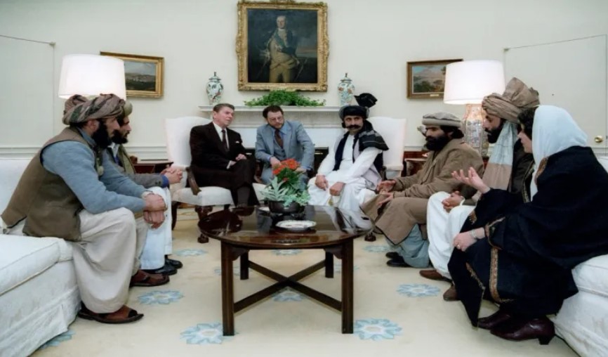 Reagan meeting with mujahideen leaders in 1983